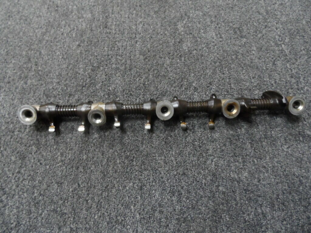 Rolls Royce Silver Spirit Spur Dawn Right Side Rocker Shafts  1981 - 1991