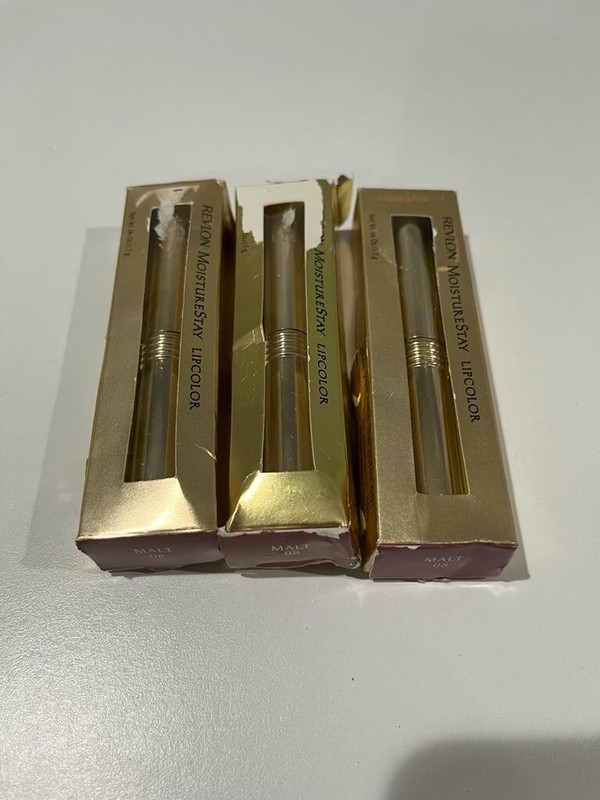 LOT OF 3 PIECES OF REVLON MOISTURESTAY LIPCOLOR 08 MALT IMP BOX *0.06 OZ IMP BOX