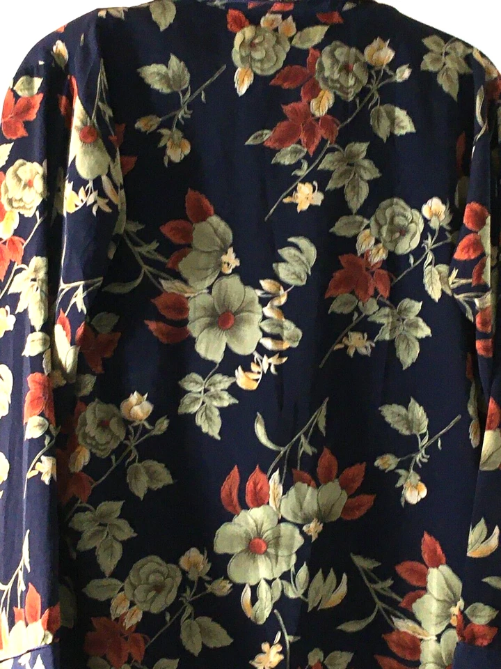 JUEGO DE PIJAMA DE 2 PIEZAS GO SOFTLY DAMAS AZUL OSCURO CON ESTAMPADO FLORAL TALLA S Foto 4 de 4