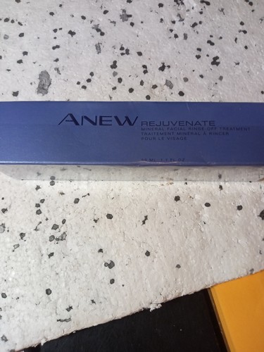 AVON Anew Rejuvenate Mineral Facial Rinse Off Treatment 1.7 oz - Picture 1 of 6