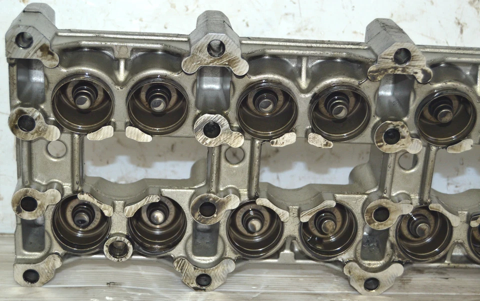 Portador de árbol de levas Mercedes 220 CDi R6110160504 Vito Sprinter E220 C220 2005 Foto 3 de 4