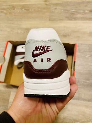 靴 NIKE AIR MAX 1 PRM Nike Air Max 1 PRM Mystic Dates White Wolf Grey DB5074-101 Men's