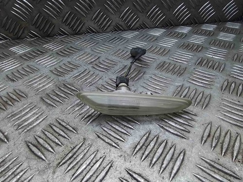 BMW X3 E83 Kotflügelblinker vorne rechts e130675 a049189 2.00 Diesel 28076355