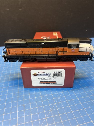 Broadway Limited Paragon 2 2398 Milwaukee Rd. EMD SD7 #503 sonido DC DCC | Condition: Used
