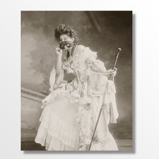 Disfraz de mujer enmascarada vintage, principios de 1900 estampado de bellas artes giclee