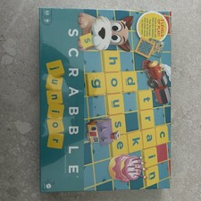 Mattel Games Scrabble Junior Kids Crossword Game with 2-Games-in-1, 