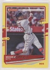 2020 Panini Donruss Photo Variation Yellow Mookie Betts (Grey Jersey) #77 9o3