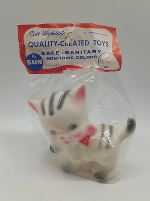 Vtg 50's New Old Stock Sun Rubber Company Ruth E. Newton Squeaky Toy Kitten/Cat - Image 1 of 4