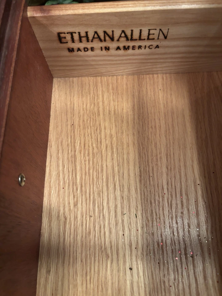 Chippendale Mahogany Dining Table, China Cabinet, 2 Arm Chairs, 6 Side Chairs - Image 4 of 4