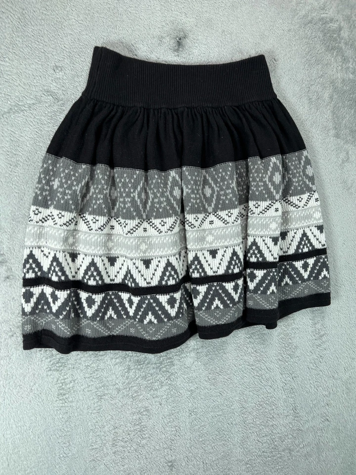 Girls Skirts Large 12 14 Teen Sweater Skirt Black Gray Fair Isle Knit Cato Girls - Image 2 of 4