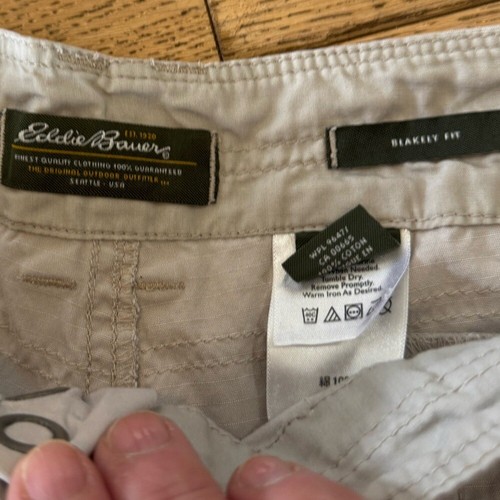 Eddie Bauer Blakeley Fit Women's Casual Khaki Shorts Sz 16 - Picture 7 of 10