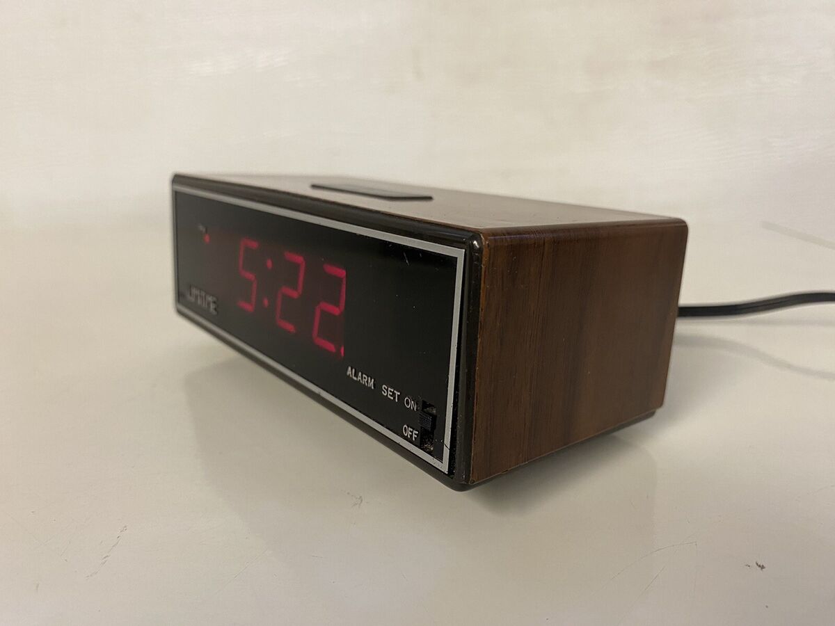 Vintage LUMITIME Alarm Clock Model K7A Tamara Electronics Vintage LUMITIME Alarm Clock Model K7A Tamara Electronics