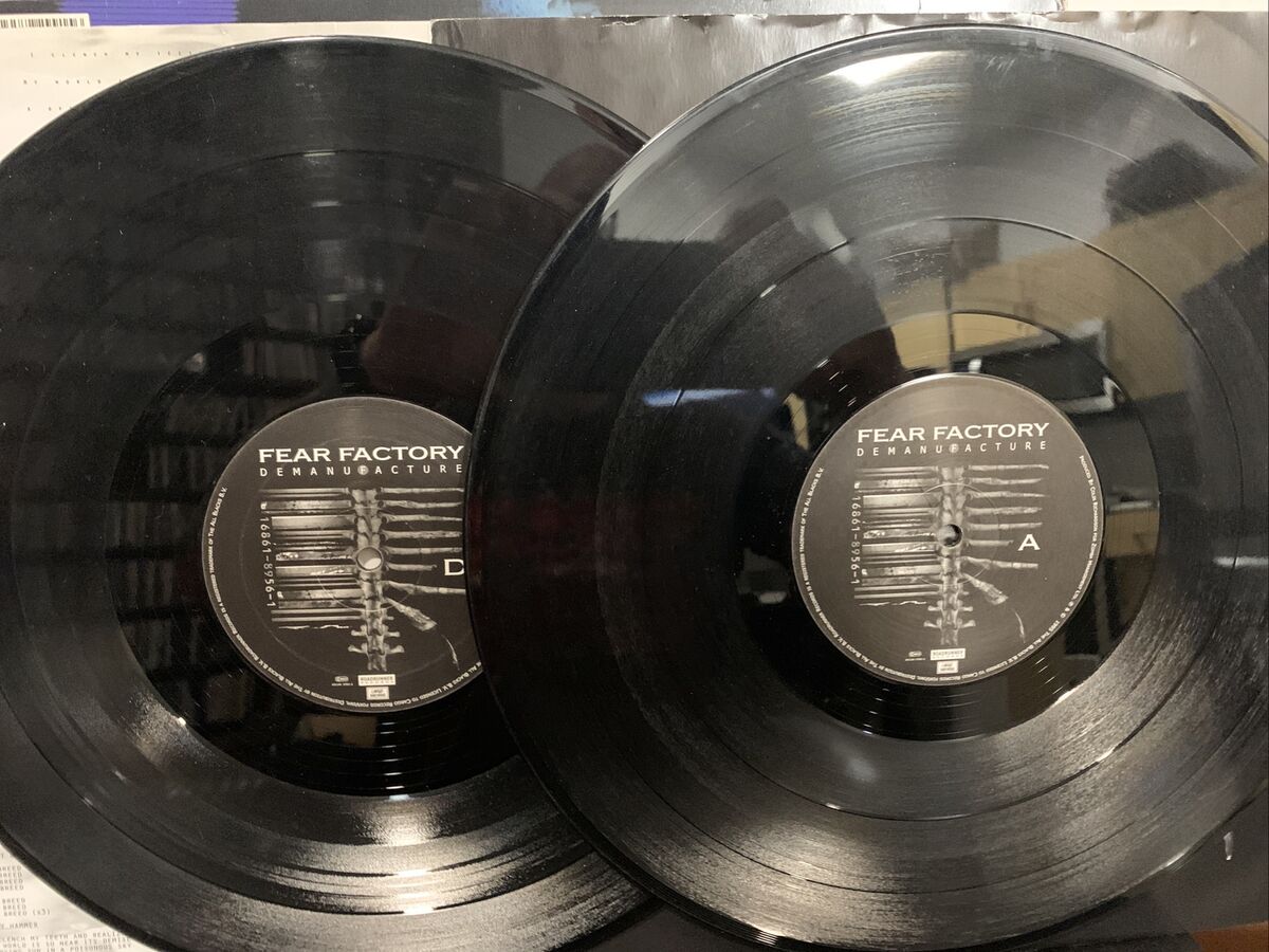 Fear Factory – Demanufacture LP 2007 Roadrunner – RRCAR 8956 Fear Factory – Demanufacture LP 2007 Roadrunner – RRCAR 8956