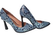 Gianni Bini Truby Heels Snakeskin Size 9M Pumps Blue