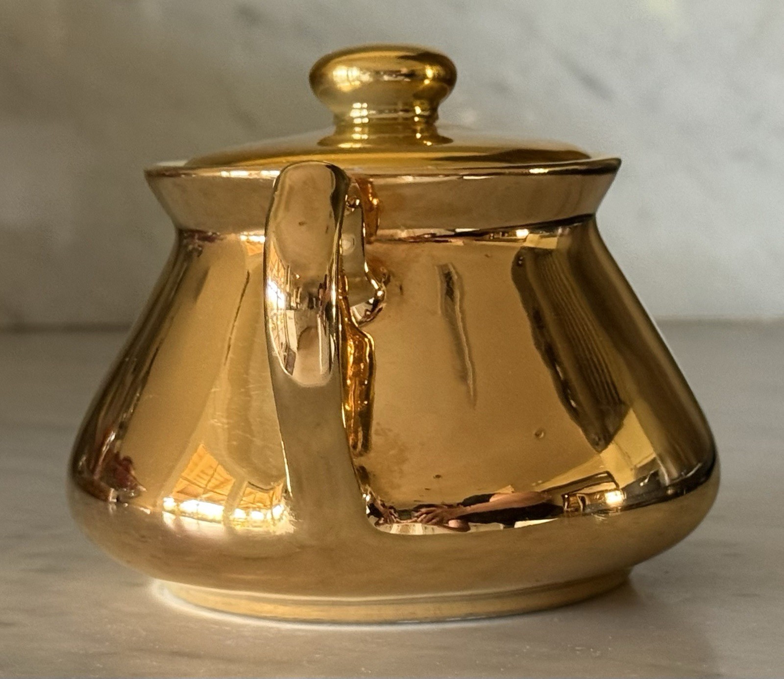 Vintage Collectible Hall China "Golden Glo" 22-Carat Gold Finish Sugar Bowl