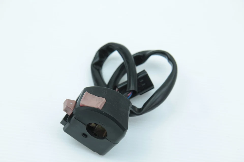 Interruttore destro Benelli BN 600 BE025895255 - Immagine 2 di 4