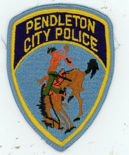 OREGON OR PENDLETON CITY POLICE NICE SHOULDER PATCH SHERIFF
