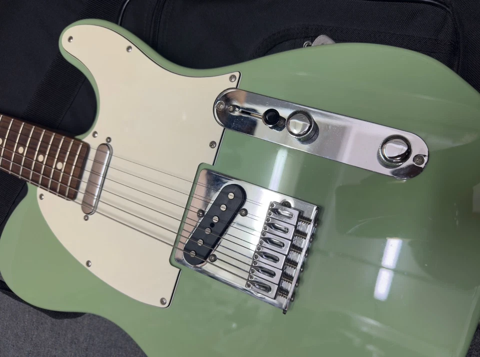 FENDER TELECASTER ELECTRIC GUITAR BIRCH GREEN WITH SOFT BAG - image 3 of 4