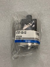 SMC 3 Port Solenoid Valve VT317-021T-02 Coil Voltage AC110V 50/60Hz New