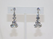 B57-VINTAGE SCREW BACK EARRINGS PRONG SET STONES 3/4" DROP