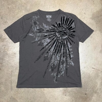 Y2K Chemistry t-shirt gray cross v-neck affliction style size 
