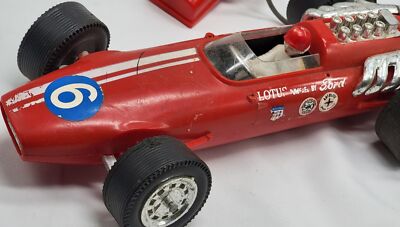 Vintage 1960's UNBRANDED Lotus Powered By Ford Indy 500 Radio