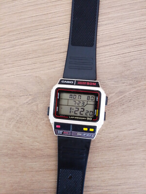 CASIO SDB-300W ジャンク品 Nike x Casio SDB-300W Digital