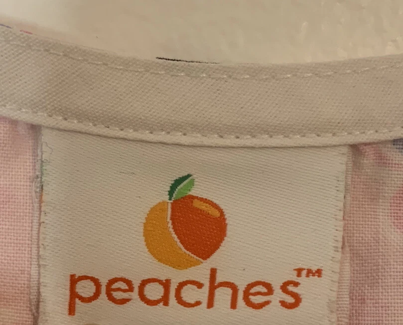 Blusa Médica Melocotones Uniforme Pequeño Rosa Floral Mariposas Cuello en V Foto 3 de 4