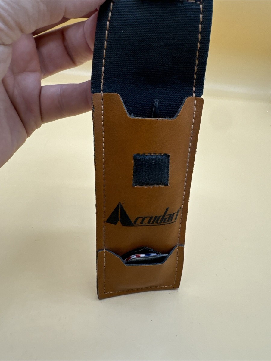 ヴィンテージ】Accudart Darts 真鍮ダーツ3本セット ケース付き s