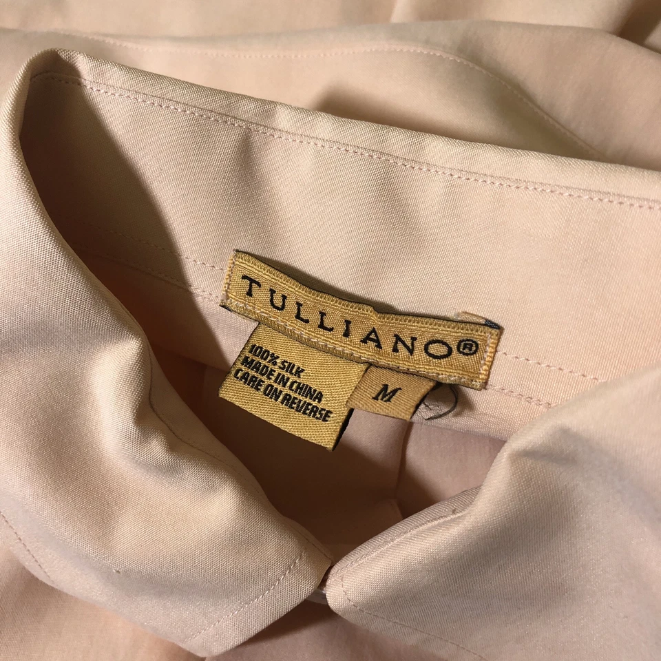 Camisa Tulliano Para Hombres 100% Seda Abotonada Mediana Manga Corta Bordada Melocotón Foto 2 de 4