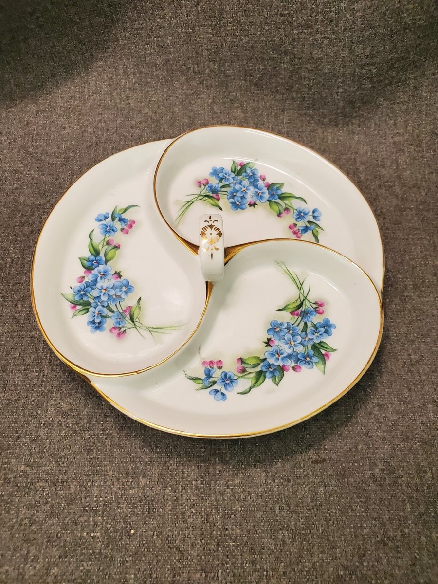 VINTAGE SAJI FANCY FINE CHINA Blue Floral with center handle