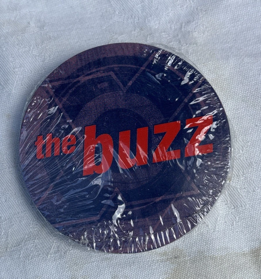 Marvel Deluxe Edition Scene It Board Game In Original Tin Unused All Complete - Image 4 of 4