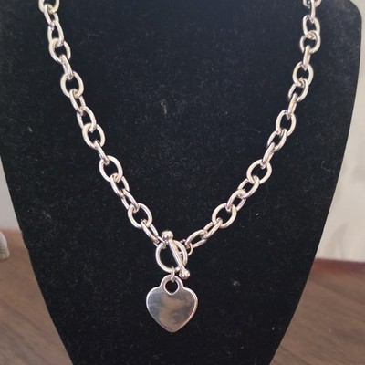 Silver Tone Metal Round Link Chain Necklace Toggle Closure Heart Charm Love