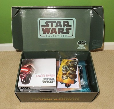 Culturefly Lucasfilm Star Wars Galaxy Box Summer 2023 Mandalorian Season 3 XL