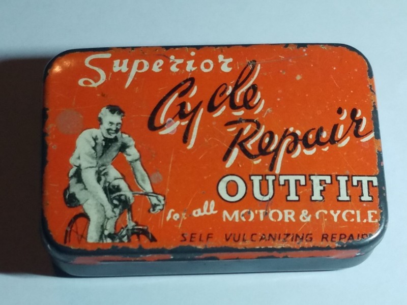 SUPERIOR CYCLE VINTAGE BICYCLE PUNCTURE REPAIR OUTFIT MOTORCYCLE DISPLAY TIN