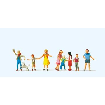 Preiser 10530 Playing Children (8) with Dog Exclusive Figure Set