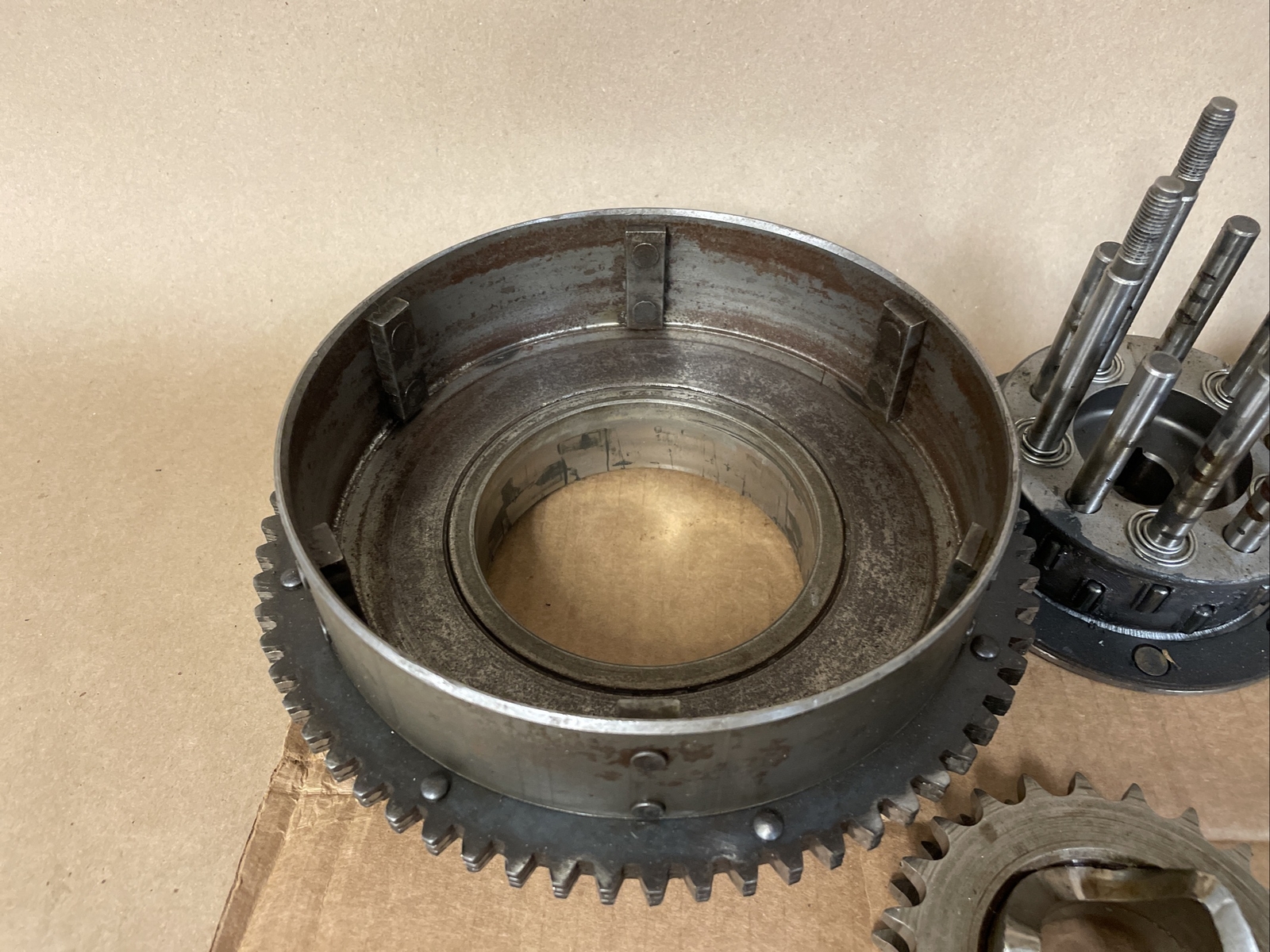 Genuine HarleyDavidson Shovelhead Clutch Hub & Basket, 19651984, 3770270A eBay