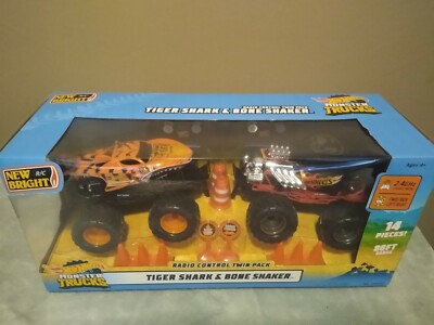 Hot Wheels Monster Trucks ⭐Tiger Shark Bone Shaker ⭐Radio - Main Image