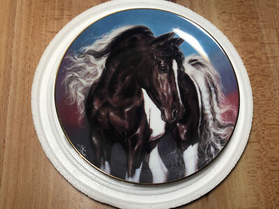 Danbury Mint Spirit Wind Pinto Horse Porcelain Plate Ltd Ed 23K Noble & Free NOS
