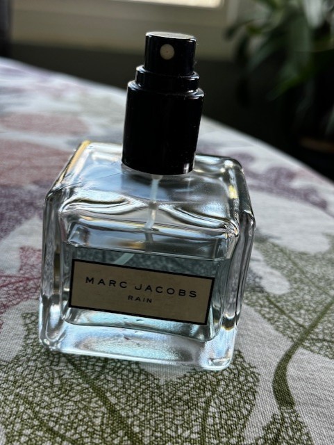 マークジェイコブス レイン 100ml Marc Jacobs Rain 3.4 oz. (100ml) No Cap No Box See pictures | eBay