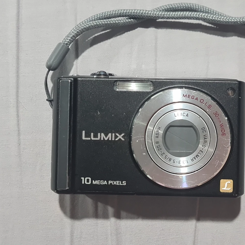 Panasonic Digital Camera Lumix DMC-FS20 10.1MP Black Tested, photo 1 of 5