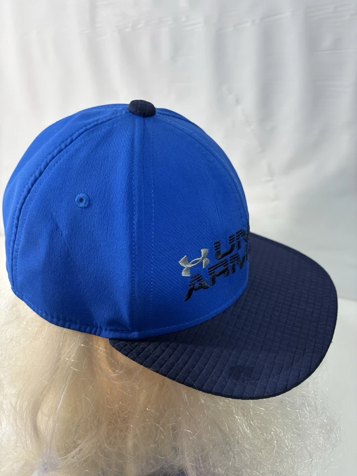 Gorra de béisbol Under Armour para niños jóvenes SnapBack sombrero de camionero azul real negro Foto 4 de 4