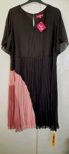 New Together Ladies Black/Pink Mix Lined Pleated Long Dress Size 22 - Picture 2 of 4