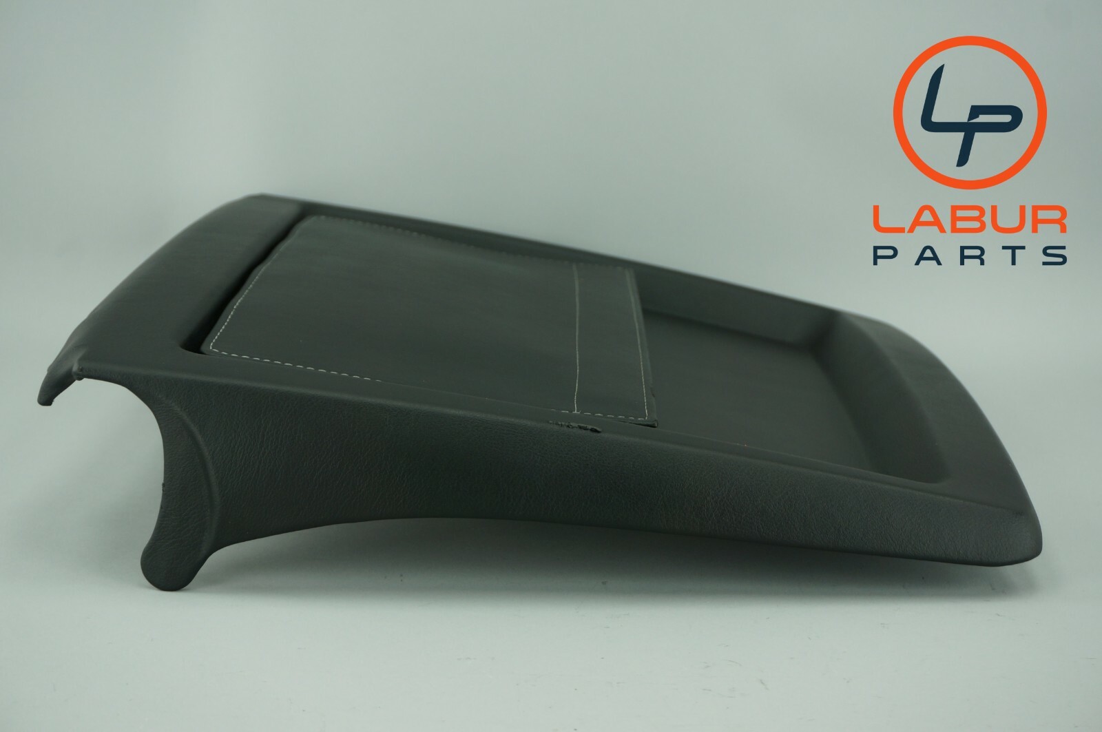 M139 03-08 Maserati Quattroporte Front Left or Right Seat Back Panel Cover S773