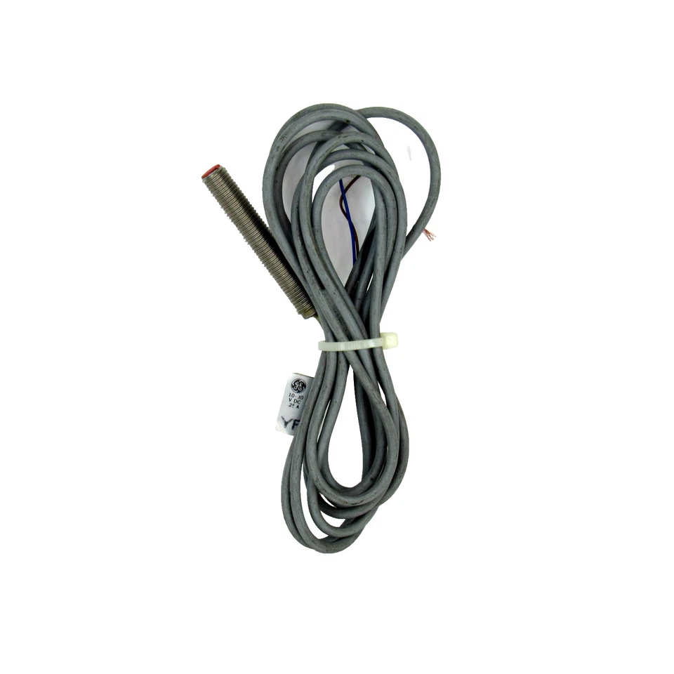 Interruptor de proximidad General Electric CR215DB08SA3NA, 10-30 V CC, 0,25 A Foto 2 de 4