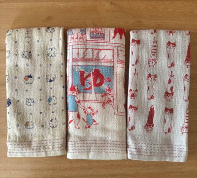 Irodori Japanese Tenugui Towel - Traditional Arrow Feather Design 12.99x34.64 Inch Cotton Cloth With English Manual