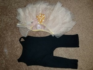 american girl isabelle performance set