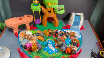 Fisher Price Little People A to Z Zoo Alphabet Animals Mat & HTF