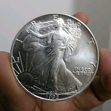 1992 1 oz Fine Silver! American Silver Eagle Fine Silver Bullion Coin 1 oz .999 81.82 per troy oz