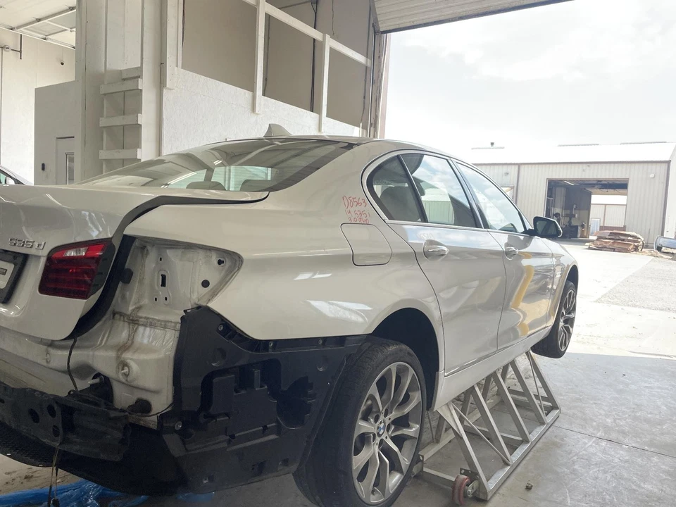 Used Front Right Seat Belt Front fits: 2014 Bmw 535I bucket passenger retractor Foto 3 de 4